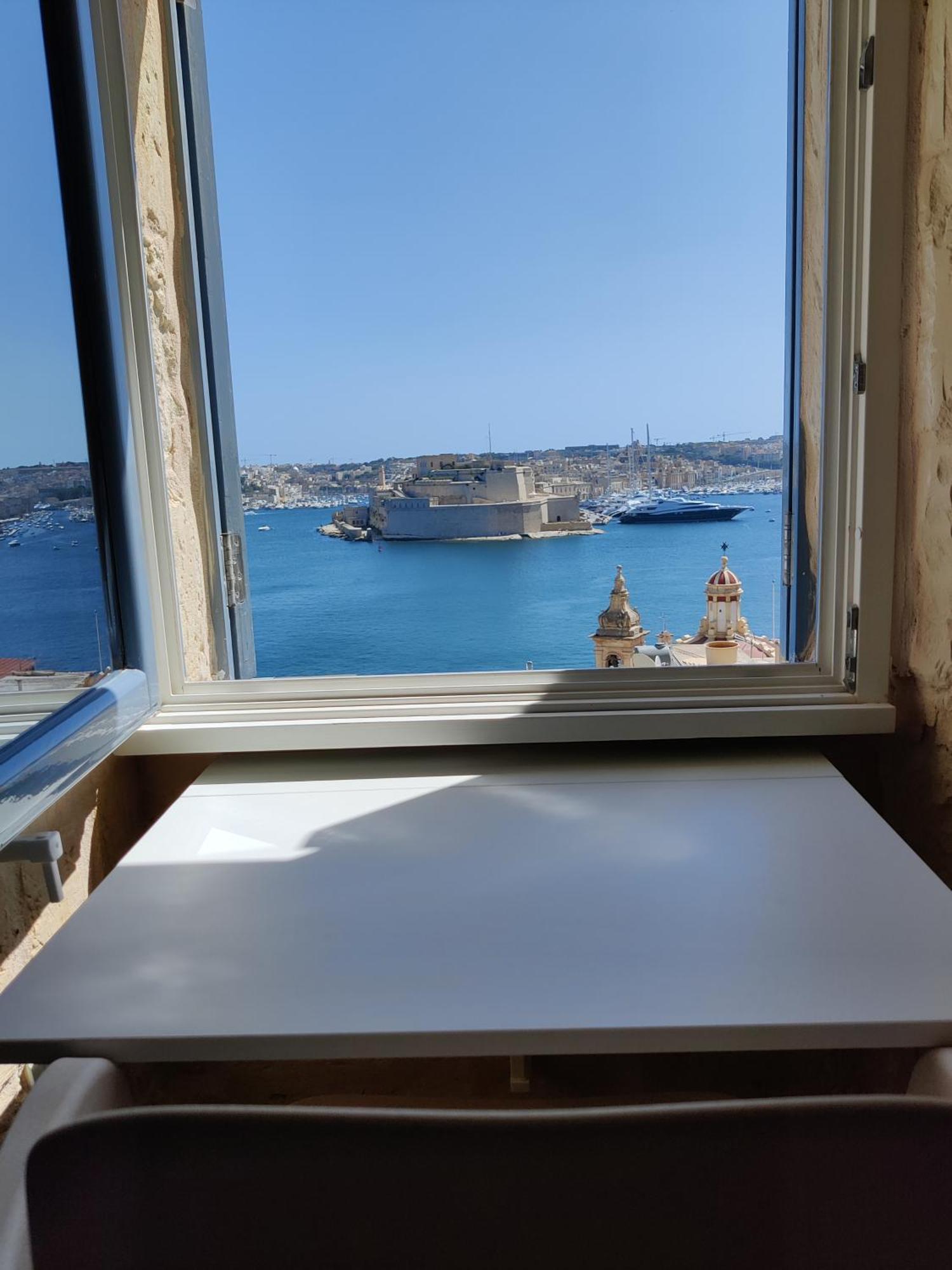 Cove 532 By Savynomad Harbour Residences Wow View Valletta Exterior photo
